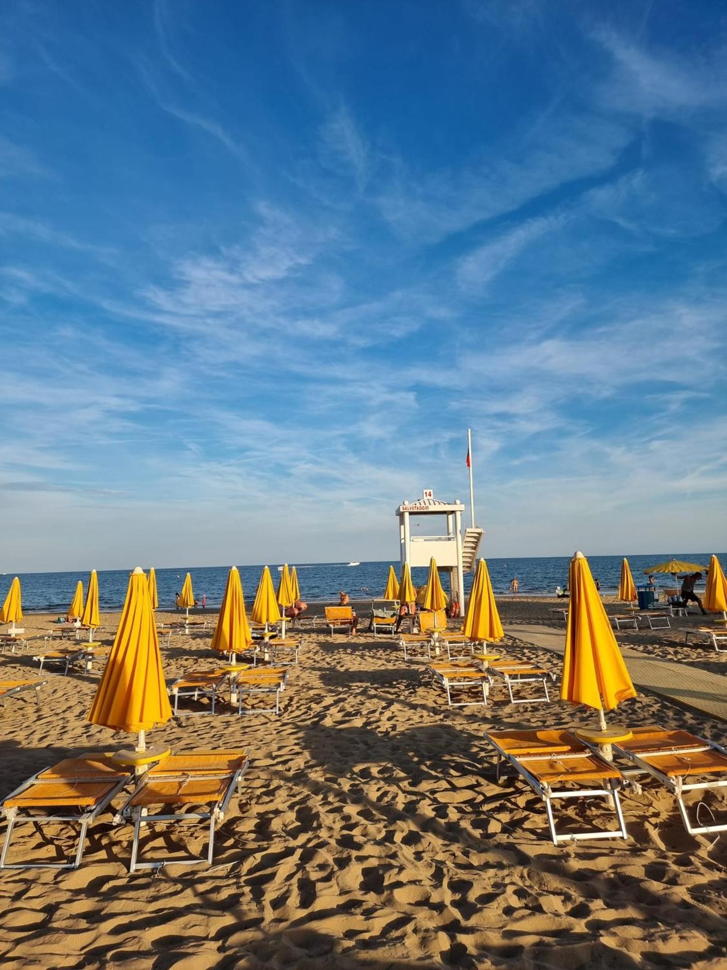 Hotel Morena Lido di Jesolo Exterior foto